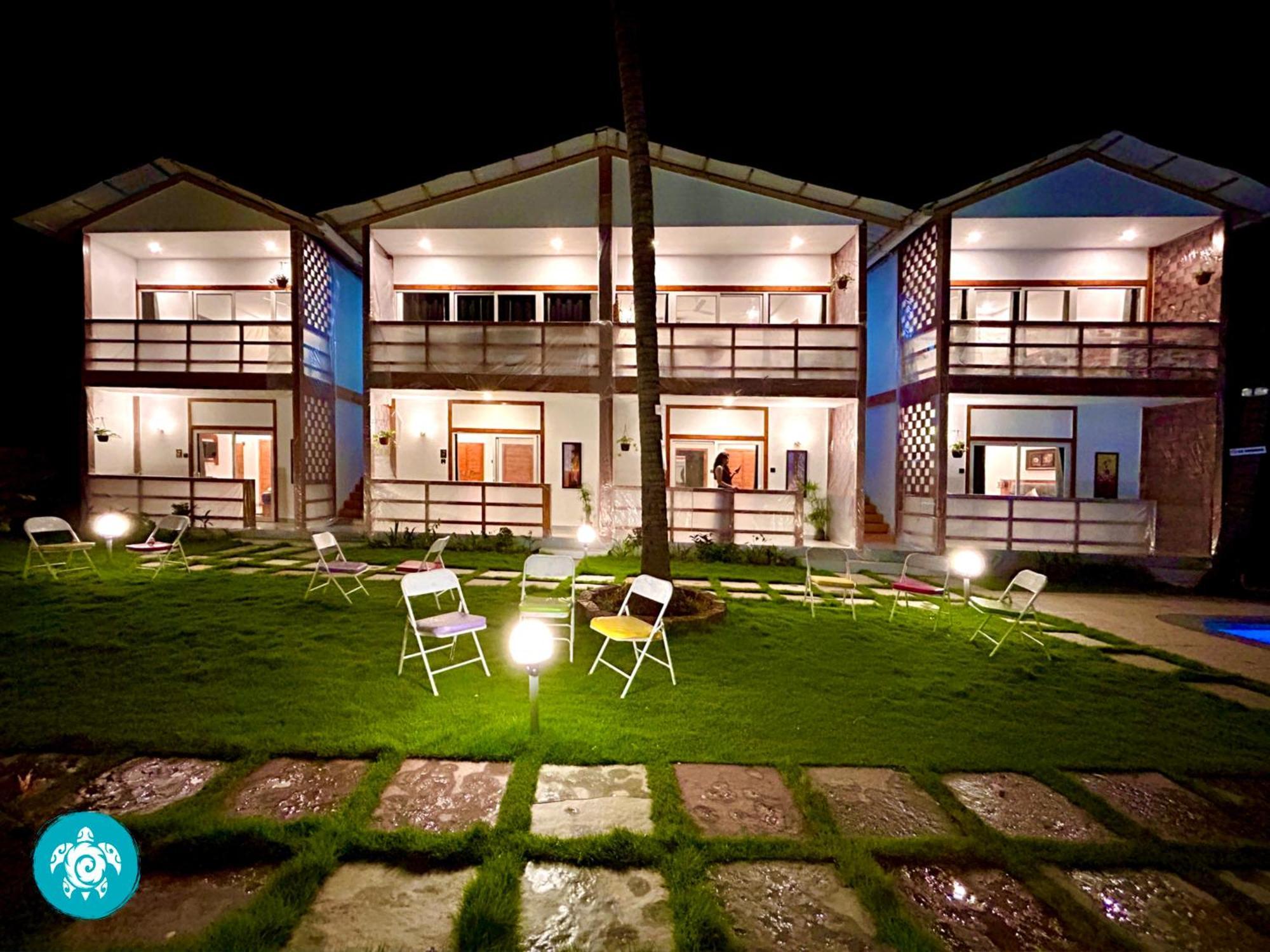 White Turtle Hotel Морджим Екстер'єр фото